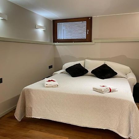 San Marco Apartment With Canal View Venezia Esterno foto