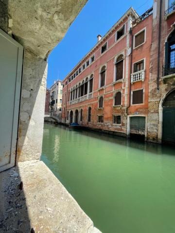 San Marco Apartment With Canal View Venezia Esterno foto