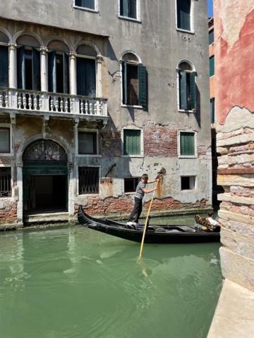 San Marco Apartment With Canal View Venezia Esterno foto