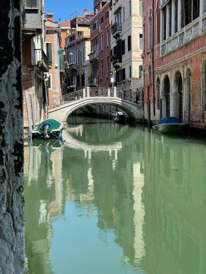 San Marco Apartment With Canal View Venezia Esterno foto